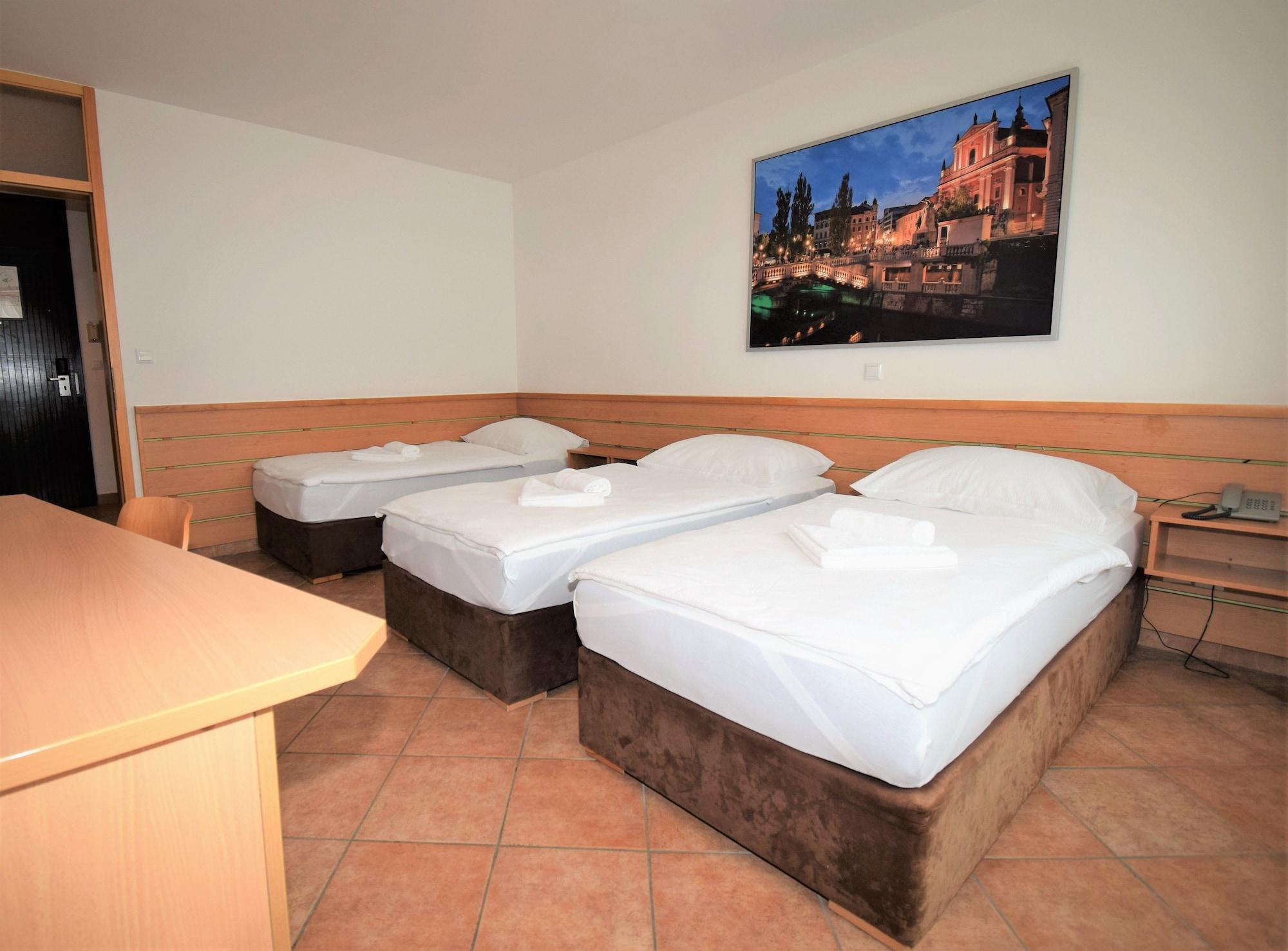 Ljubljana Resort Hotel & Camping Esterno foto